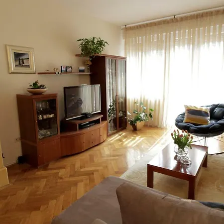 Apartment Premium Luma Split