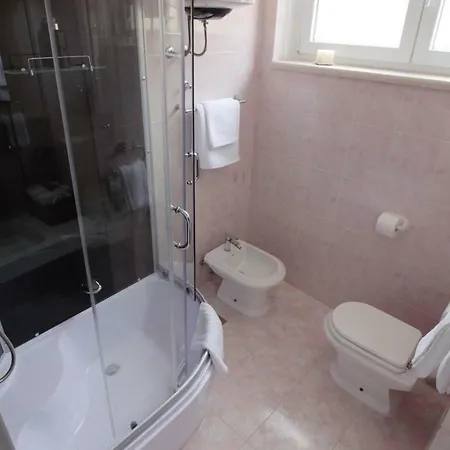 Premium Luma Apartment