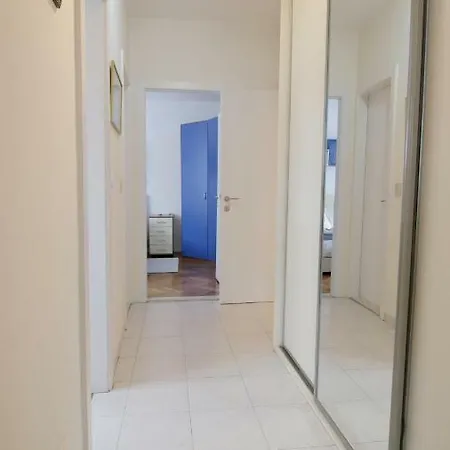Premium Luma Apartment Split